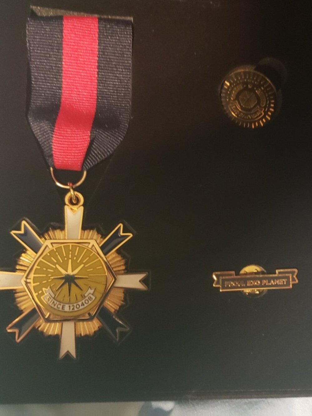 EXO 6th Anniversary Baekhyun Medal
